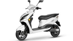 लॉन्च हुए दो नए इलेक्ट्रिक स्कूटर, कंपनी का दावा हाइटेक फीचर्स के साथ मिलेगी 100 km की ड्राइविंग रेंज