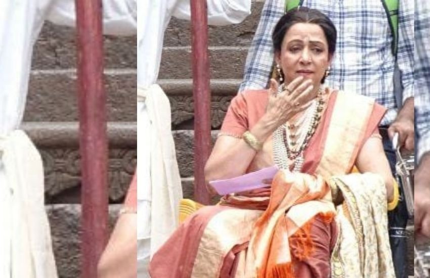 सोशल मीडिया पर चल रहे संदेश में लिखा गया है कि दोनों स्टार प्रचारकों ने 700 किसानों की मौत पर चूं तक नहीं की। आओ, इन सभी का स्वागत करें।