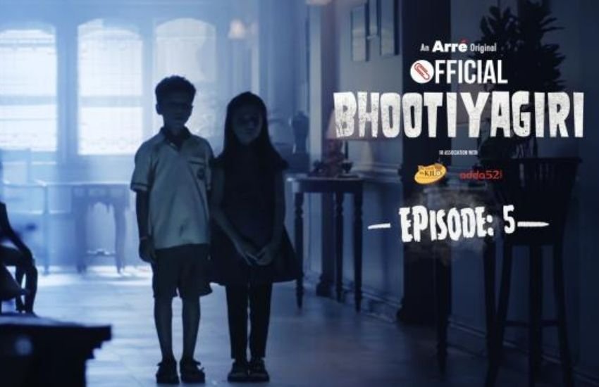 भूतियागिरी एक तेज-तर्रार बिजनेस-माइंडेड आदमी के बारे में है, जो कुछ परेशानियों के कारण जेल में बंद हो गया, लेकिन बाद में उसके पास जेल से रिहा होने और एक भूतिया होटल चलाने का ऑप्शन मिलता है। वह अपने हॉन्टेड होटल को कैसे चलाता हैं, यह इंटरेस्टिंग है। सुमीत व्यास, प्रणय मनचंदा और ईशा चोपड़ा की ये वेब सीरीज एमएक्स प्लेयर पर उपलब्ध है।