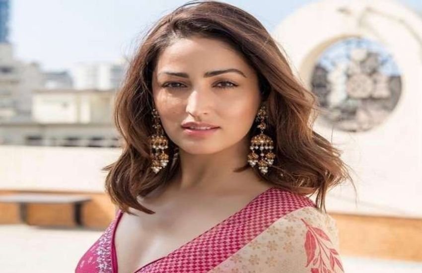 यामी ने हिना के वीडियो को रोक दिया और कहा कि अब हिना का अकाउंट उनका हुआ।