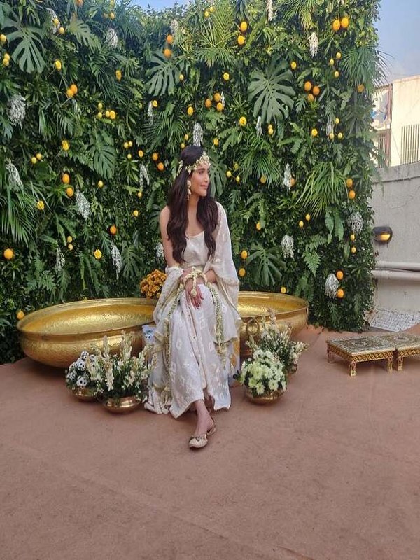 KARISHMA TANNA WEDDING RITUALS