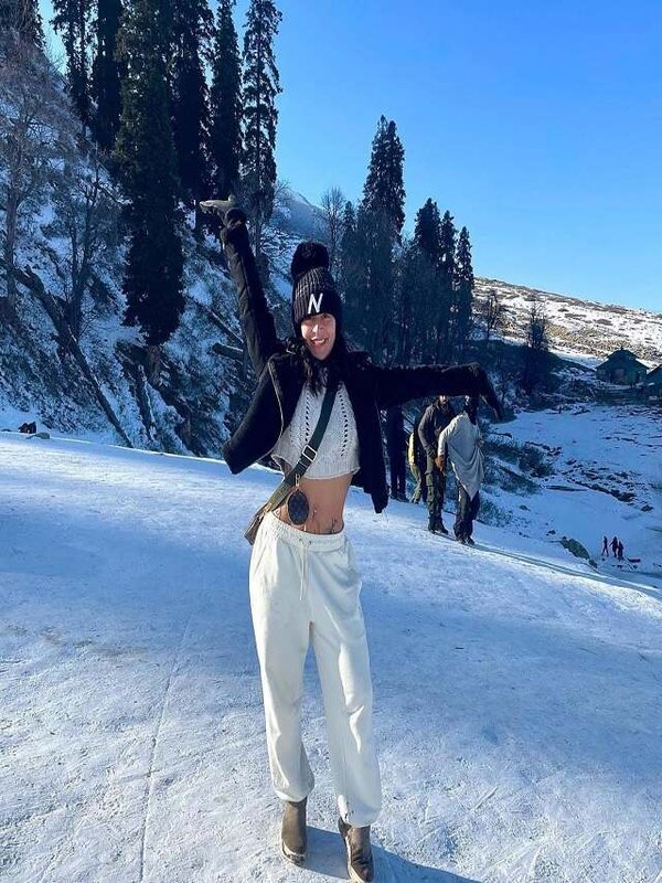 KRISHNA SHROFF IN GANGOTRI