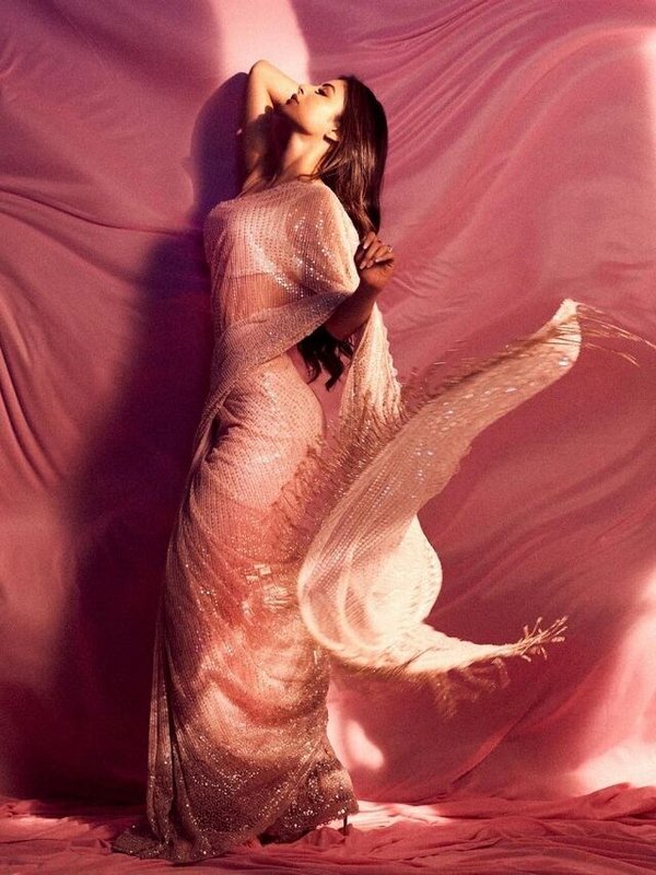 MOUNI ROY IN PINK SEQUENE SAREE