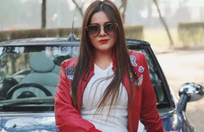 महजबी सिद्दीकी इस्लाम के लिए अब एक्टिंग की दुनिया छोड़ रही हैं। सना खान और जायरा वसीम ने पहले ही इस्लाम के लिए इंडस्ट्री छोड़ दी है। अब महजबी भी इस लिस्ट में शामिल हो गई हैं।