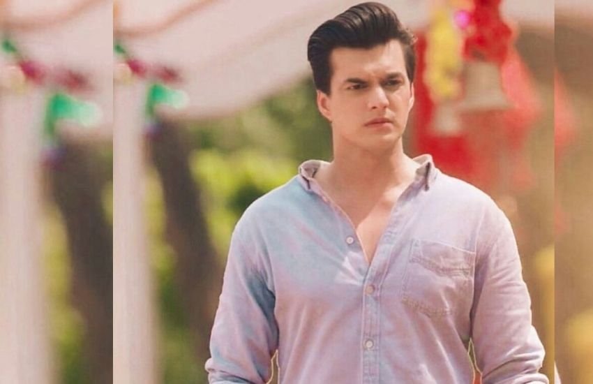 मोहसिन खान भी अपने सोशल मीडिया पर शिवांगी और ये रिश्ता से जुड़ी तस्वीरे शेयर करते रहते हैं।