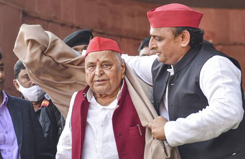 मुलायम सिंह यादव के परिवार के कुछ मेंबर्स ऐसे भी हैं उन्होंने सोशल मीडिया के किसी प्लेटफॉर्म पर अपना अकाउंट नहीं बनाया है। 