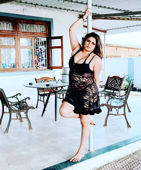 सपना सप्पू ने 90 से ज्यादा बी और सी ग्रेड की फिल्में की हैं। ओटीटी प्लेटफॉर्म पर भी वह काफी सक्रिय हैं।