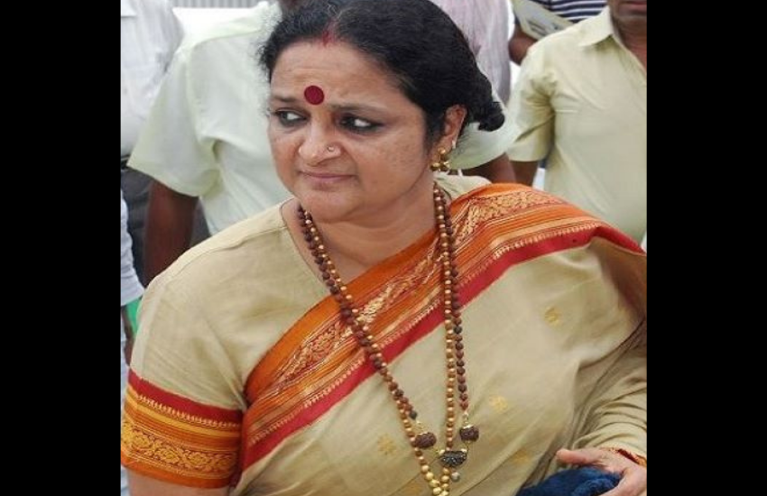 सुप्रिया ऐरन के पास 157 करोड़ की सम्पत्ति है, लेकिन अपनी गाड़ी नहीं है।