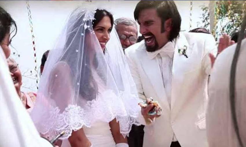 रणवीर सिंह भी अपनी पत्नी दीपिका की फिल्म&nbsp;फाइंडिंग फेनी&nbsp;में कैमियो कर चुके हैं। हालांकि तब दोनों की शादी नहीं हुई थी।