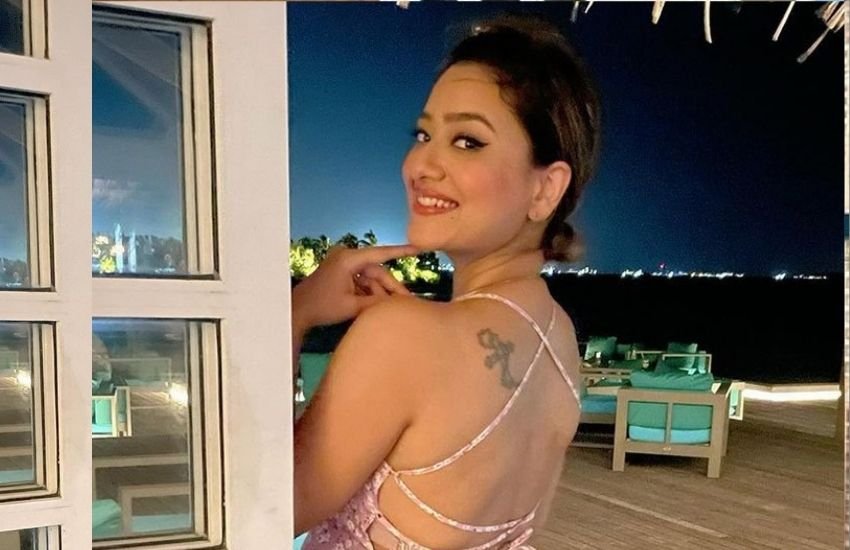 ईटाइम्स को दिए इंटरव्यू में मदालसा शर्मा ने भी बताया था कि लड़की होने के नाते उन्हें भी कई बार कास्टिंग काउच का सामना करना पड़ा, लेकिन वह हमेशा दरवाजे से बाहर का रास्ता ही चुनीं।