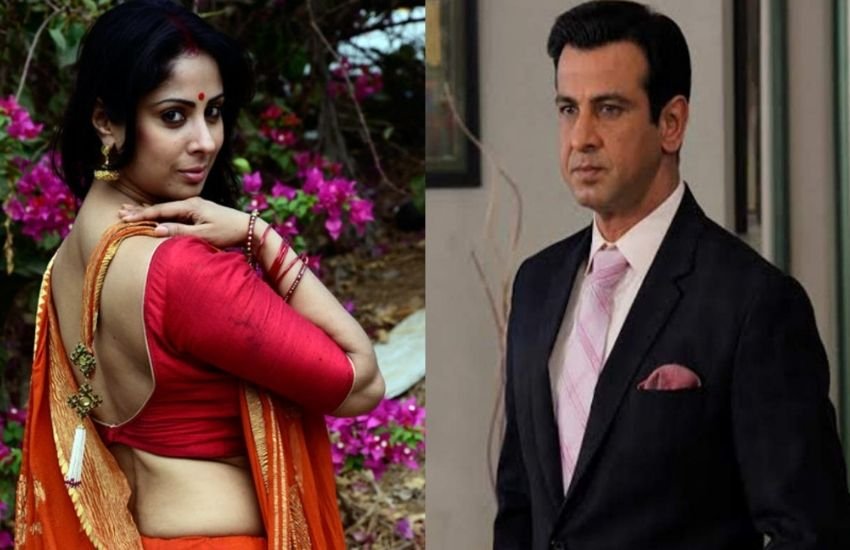 संगीता घोष और रोनित रॉय स्वर्ण घर में एक साथ नजर आएंगे। शो के प्रोमो में दोनों की जोड़ी नजर आने लगी है।