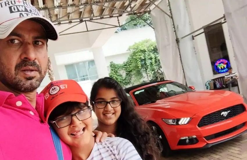 रोनित रॉय के पास एक Audi R8 स्पाइडर, v10 के मालिक हैं।