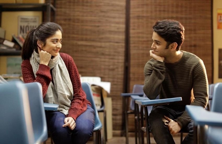 ‘फ्लेम्स’ वेब सीरीज में टीनेजर्स का लव देखने को मिलेगा। सुनाक्षी ग्रोवर, ऋत्विक साहोरे, तान्या मनिकताला और शिवम कक्कड़ की इस सीरीज में कोचिंग सेंटर से शुरू हुए प्यार और बिछड़ने की कहानी आपके दिल को जरूर छू जाएगी।