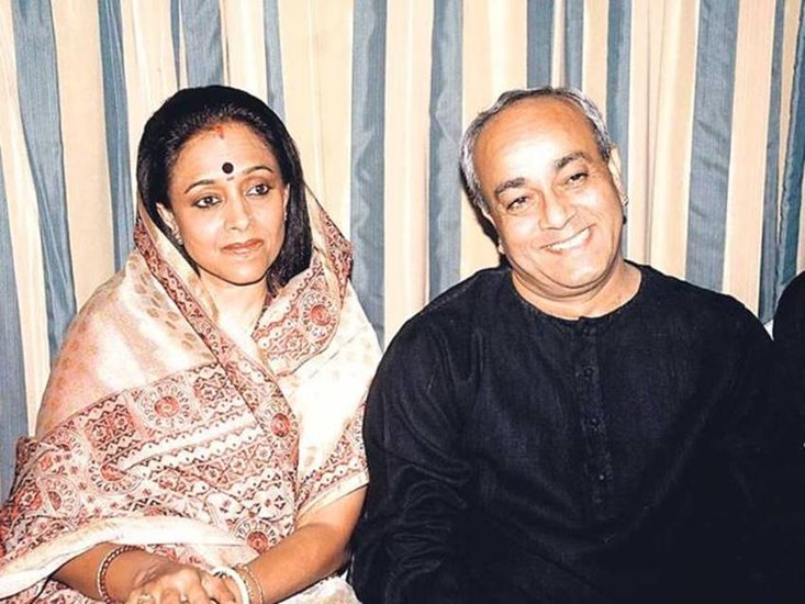 पूर्व केंद्रीय मंत्री और बीजेपी नेता संजय सिंह की शादी गरिमा सिंह से हुई थी। शादी के कुछ सालों बाद गरिमा सिंह से अलग होकर संजय सिंह ने अमीता सिंह से शादी कर ली थी।