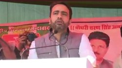 आशीष मिश्रा ने वोट की पोटली योगी जी को पकड़ा दी- जयंत चौधरी ने टेनी के बेटे की जमानत पर उठाए सवाल तो लोग करने लगे ऐसे कमेंट