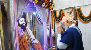 pm modi, ravidas jayanti, priyanka gandhi, rahul gandhi, varanasi