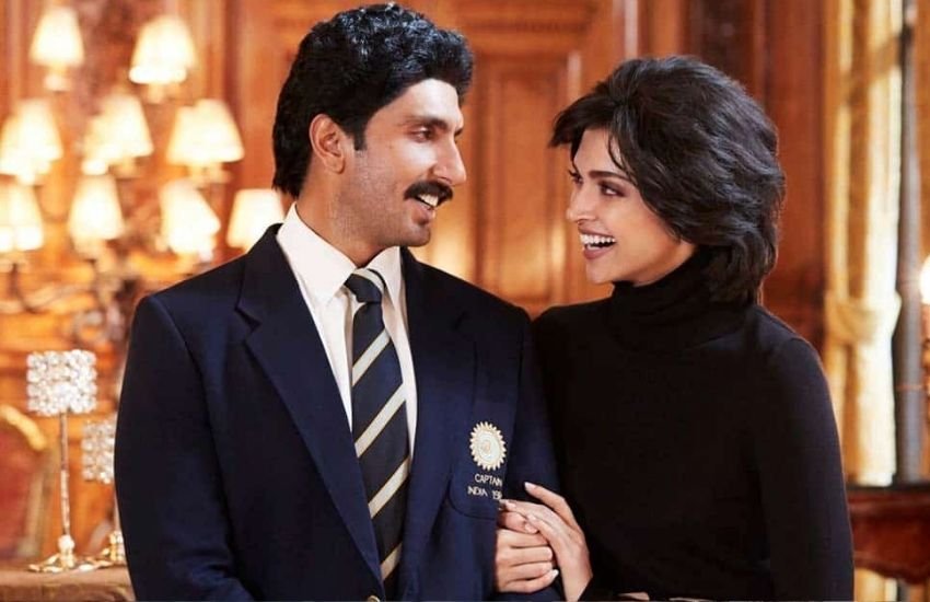 रणवीर सिंह स्टारर 83 फिल्म 24 दिसंबर को रिलीज हुई थी और अब फरवरी अंत में ये नेटफ्लिक्स पर रिलीज होगी। जबकि तमिल, तेलुगू, मलयालम और कन्नड़ा भाषा में डिज्नी प्लस हॉटस्टार पर स्ट्रीम किया जाएगा।