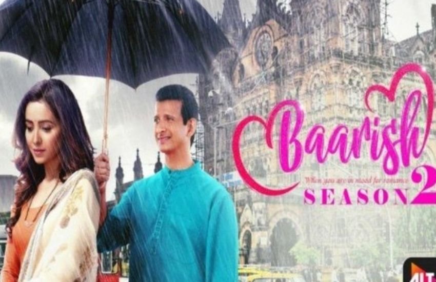 जी5 पर मौजूद बारिश का सीजन वन और 2 दोनों बेहतरीन रोमांटिक कहानी पर बनी हैं।सीरीज में गरीब और अमीर की लव स्टोरी देखने को ट्विस्ट कर दिखा गया है। एक गरीब कामकाजी लड़की से एक बिजनेसमैन मोहब्बत कर बैठता है और बाद में दोनों शादी कर लेते हैं। इसके बाद की जिंदगी पर बनी ये सीरीज सच्हाची कहानी पर बेस्ड है।