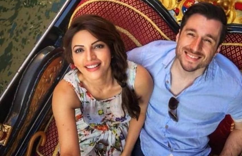 शमा ने कुछ समय पहले अपने रिलेशनशिप और पार्टनर को लेकर भी बात की थी। एक्ट्रेस ने बताया था कि जेम्स से उनका रिश्ता काफी सिंपल रहा है और वे इस रिश्ते को लेकर ये बात समझ चुकी हैं कि उन्हें जेम्स जैसा सुलझा हुआ पार्टनर नहीं मिलेगा।