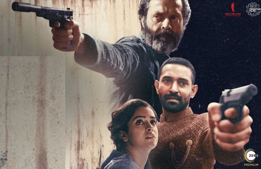 जी5 पर 25 फरवरी को ही मल्टीस्टारर सस्पेंस और थ्रिलर मूवी 'लव हॉस्टल' रिलीज हो रही है।फिल्में विक्रांत मेस्सी सान्या मल्होत्रा और बॉबी देओल लीड रोल में नजर आएंगे। लव हॉस्टल फिल्म ऑनर किलिंग पर बेस्ड है। बॉबी देओल नेगेटिव किरदार में होंगे।