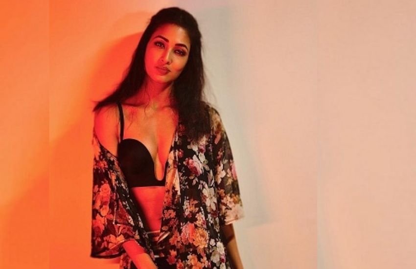 विदिशा उत्तर प्रदेश के बनारस की रहने वाली हैं।