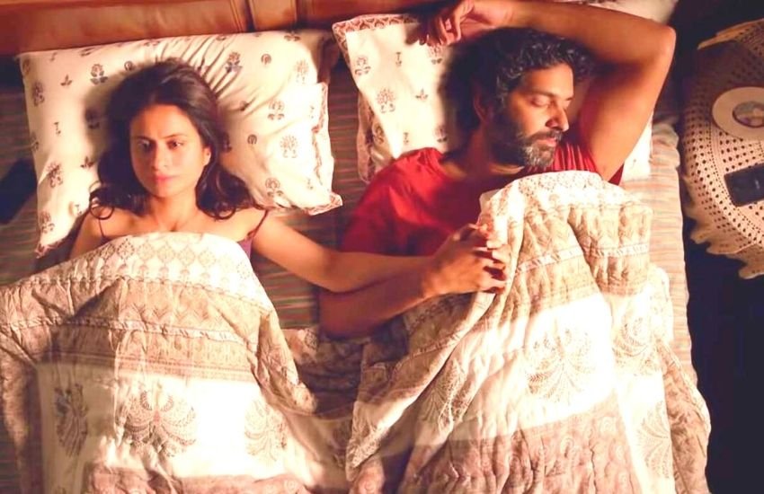 ‘आउट ऑफ लव’ वेब सीरीज के दो सीजन रिलीज हो गए हैं, जिसमें रसिका दुग्गल और पूरब कोहली अहम किरदार में हैं। ये ब्रिटिश रोमांटिक और थ्रिलर सीरीज ‘डॉक्टर फॉस्टर’ पर आधारित है। इस वेब सीरीज के दोनों पार्ट को फैंस ने खूब पसंद किया और अब तीसरे पार्ट की तैयारी चल रही है।