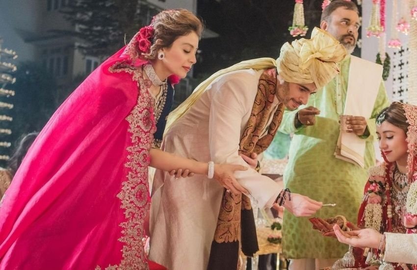 अनमोल और कृशा की शादी में कन्यादान रस्म की बहुत सी तस्वीरें नृति ने शेयर की हैं। साथ ही इसके साथ एक इमोनशन नोट भी शेयर किया है और अपने पिता को याद करते हुए उन्हें शुक्रिया भी कहा है। नृति ने अपने पति के साथ मिलकर कन्यादान की रस्म अदा की थी।