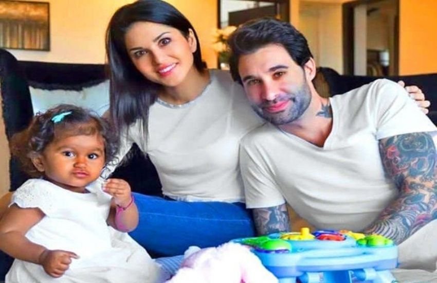 सनी के परिवार के हर सदस्य आपको हमेशा एक ही रंग के कपड़े में नजर आएगा।