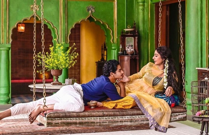 तब्बू की सीरियस एक्टिंग और ईशान का लड़क्कबन सब कुछ एक बार देखने लायक है।Photos: Social Media