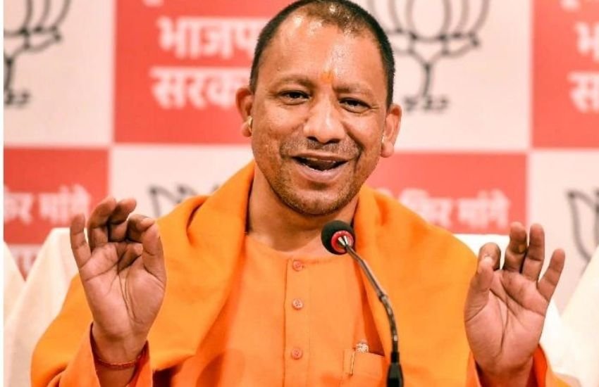योगी से नाराजगी का आलम यह है कि KRK ने कई ट्विट में अपनी भड़ास निकाली है।