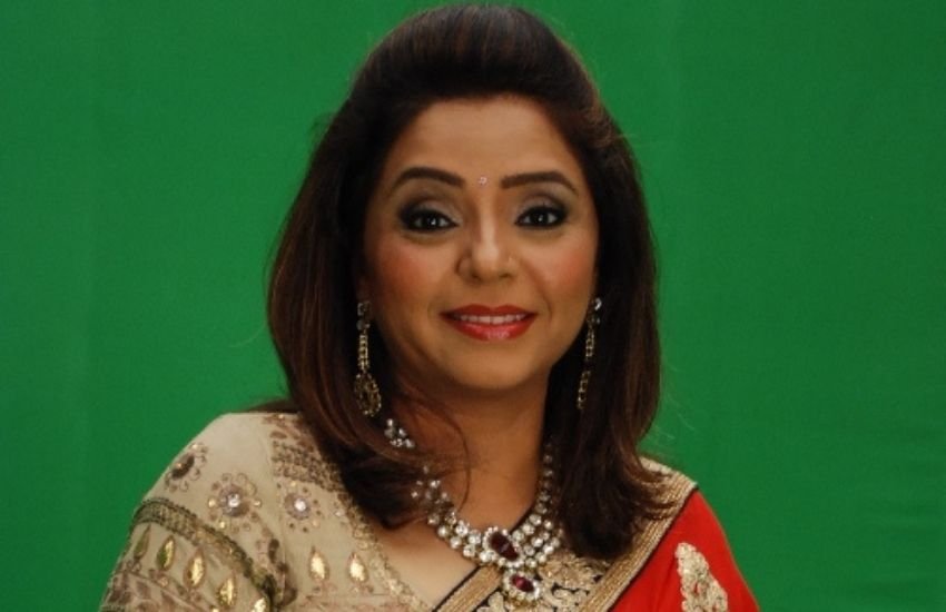 वैशाली का कहना था कि वह केवल 48 साल की हैं, लेकिन गूगल ने उन्हें 57 साल का बताया है।