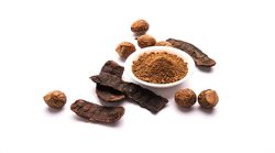 Natural Hair Dye: सफेद बालों को काला करना चाहते हैं तो इस नेचुरल हेयर डाई का करें इस्तेमाल, जानिए कैसे करें तैयार