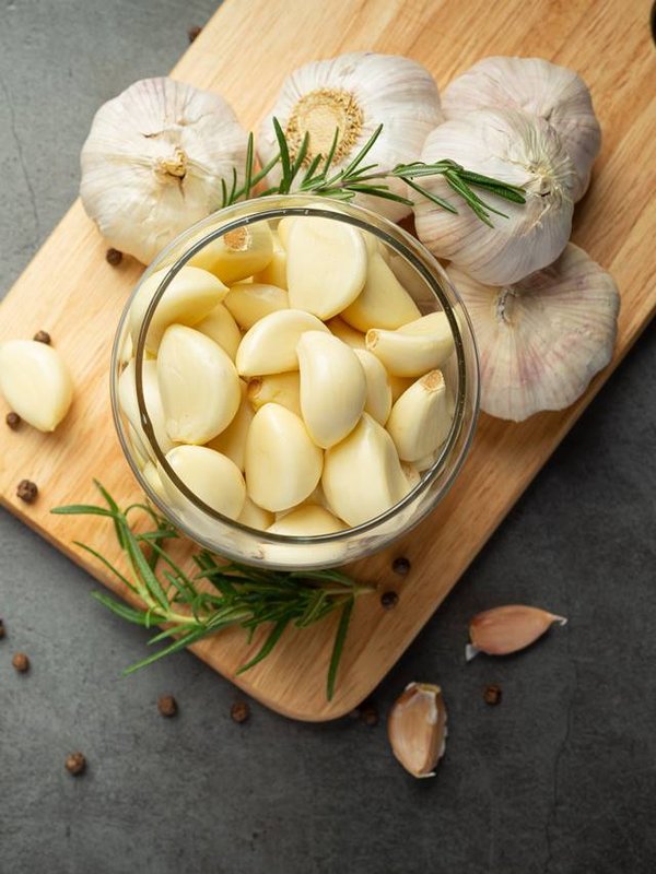 garlic oil for treatment