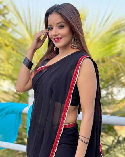 आने वाले समय में मोनालिसा ओटीटी की कुछ वेब सीरीज में भी दिखेंगी। वह चंद इंटरेस्टिंग प्रोजेक्ट्स पर काम कर रही हैं।