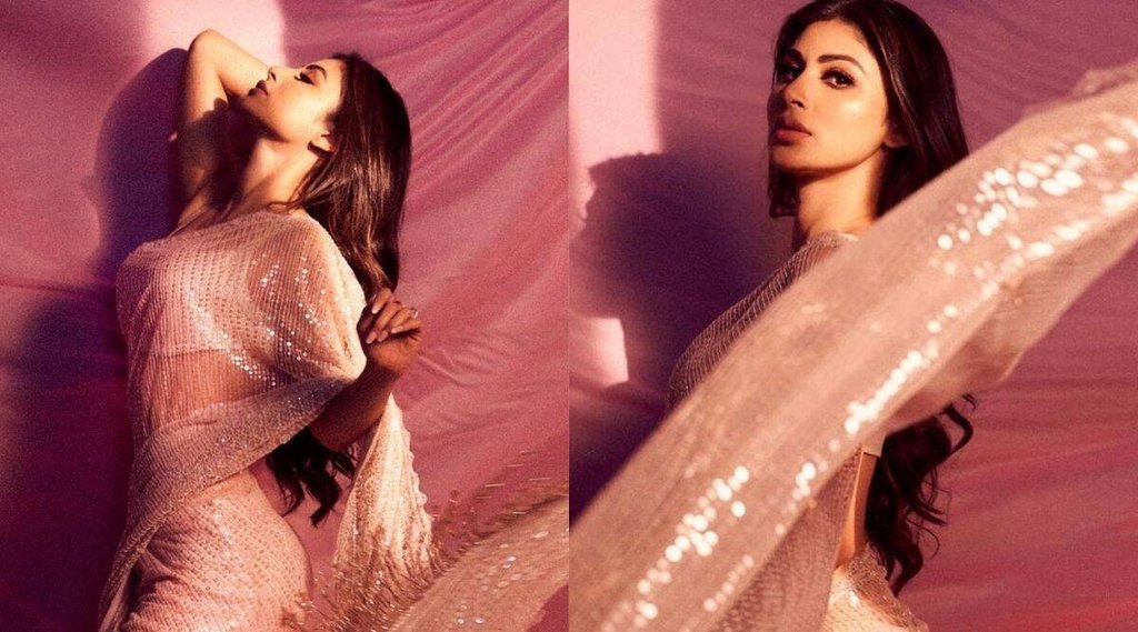 mouni-roy-saree
