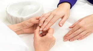 nails