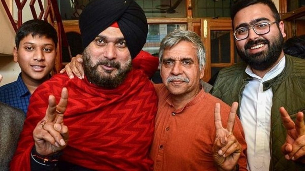 विधानसभा चुनाव के लिए नवजोत सिंह सिद्धू ने पंजाब मॉडल जारी किया है। (फोटो: पीटीआई)