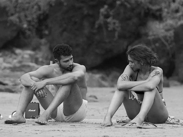 दीपिका पादुकोण की रोमांटिक फिल्म गहराइयां 11 फरवरी को अमेजन प्राइम पर रिलीज हो रही है। 