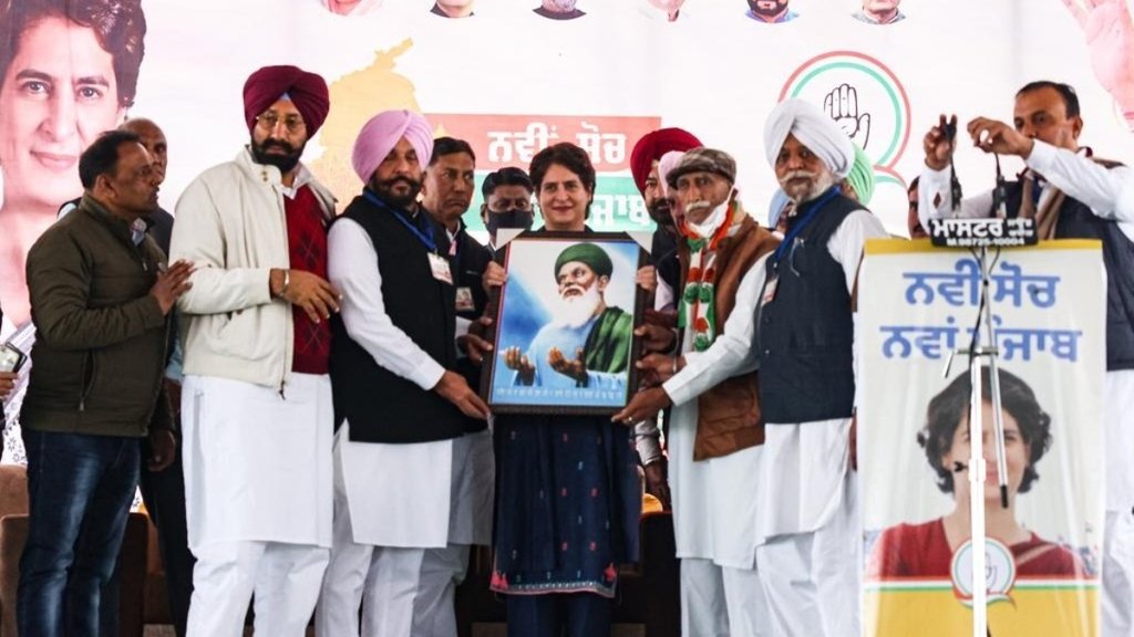 पंजाब के कोटकपूरा की रैली में कांग्रेस महासचिव प्रियंका गांधी (फोटो: ट्विटर/ कांग्रेस )