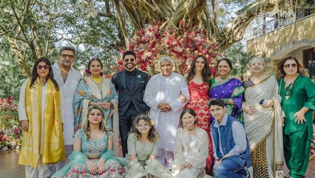 Shibani Dandekar, Farhan Akhtar, Entertainment