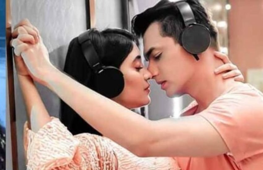 मोहसिन और शिवांगी को लेकर यह चर्चा रहती है कि दोनों रियल लाइफ में भी एक दूसरे को पंसद करते हैं।