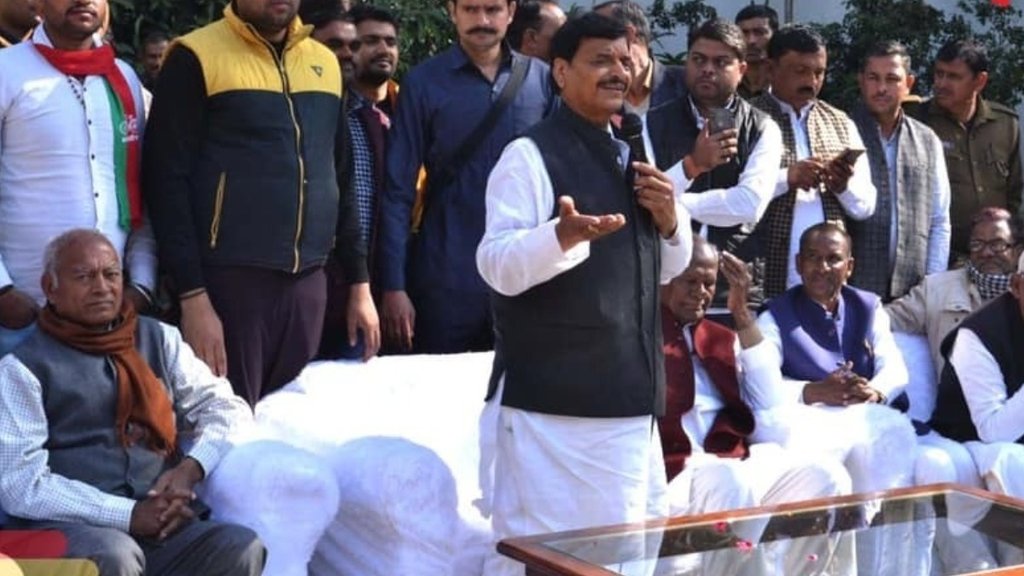 समाजवादी पार्टी के पक्ष में प्रचार करते शिवपाल यादव (फोटो: फेसबुक/ shivpalsinghyadav)