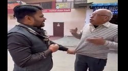 कहो, भाजपाई हो- BJP नेता ने बुजुर्ग के कपड़े खींच कहा- जिस भाषा में समझोगे उसी में समझाएंगे, वीडियो वायरल