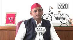 एग्जिट पोल का तो इंतजार कर लेते- अखिलेश यादव ने कहा 300 सीटें जीतेगी सपा गठबंधन तो यूजर्स ने यूं ली चुटकी