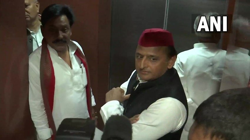 अखिलेश यादव ने कहा कि मैं विधानसभा में आ गया हूं। पहले भी इसमें रहा हूं, सिर्फ बेंच बदल गई है।