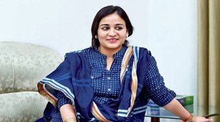 Aparna Yadav| Aprana Yogi Cabinet| Aparana Yadav Yogi Cabinet Photo|