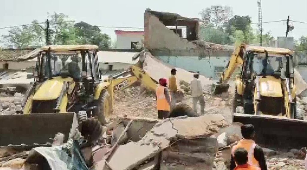 Mama Bulldozer, MP