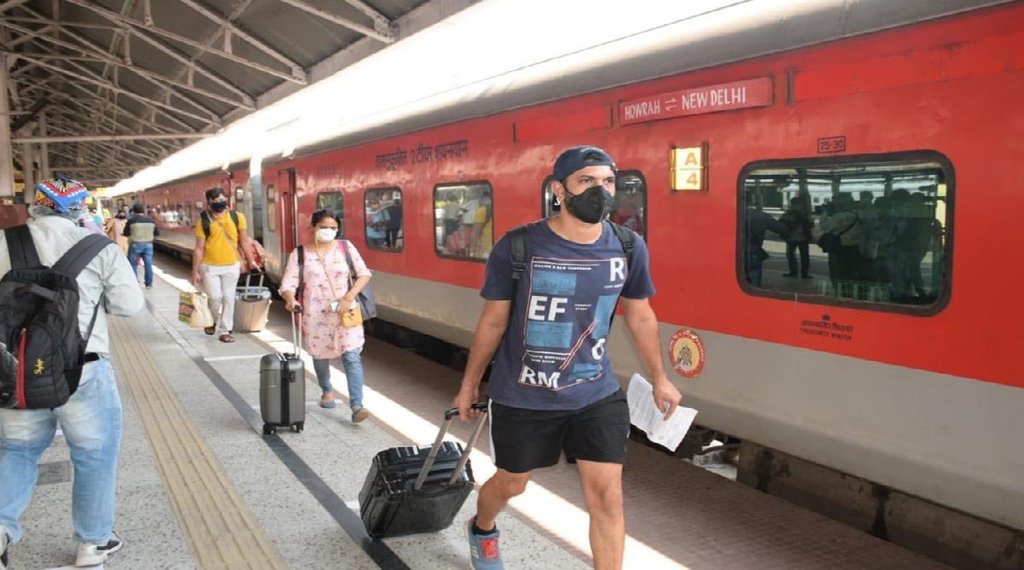 Indian Railway IRCTC Train Holi Special 2022