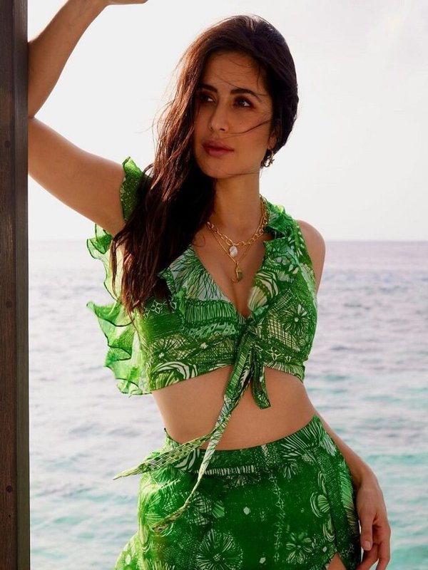 KATRINA KAIF IN BRALET LOOK
