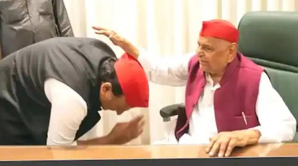 Mulayam Akhilesh| Mulayam Akhilesh Photo| Akhilesh Mulayam Photo Viral|